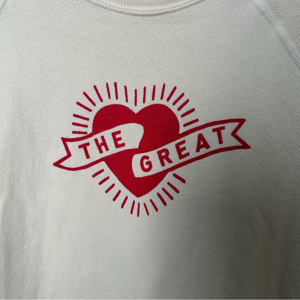 THE GREAT. The Shrunken Graphic Heart Sweatshirt - Picture 3 of 6
